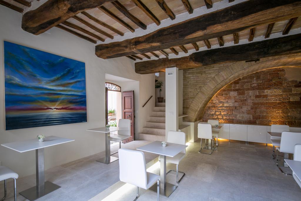 Hotel Degli Affreschi 몬테팔코 외부 사진
