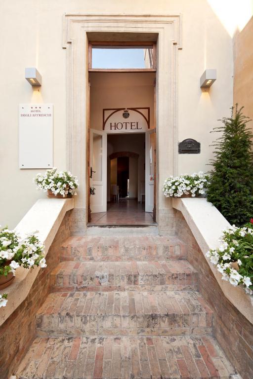 Hotel Degli Affreschi 몬테팔코 외부 사진
